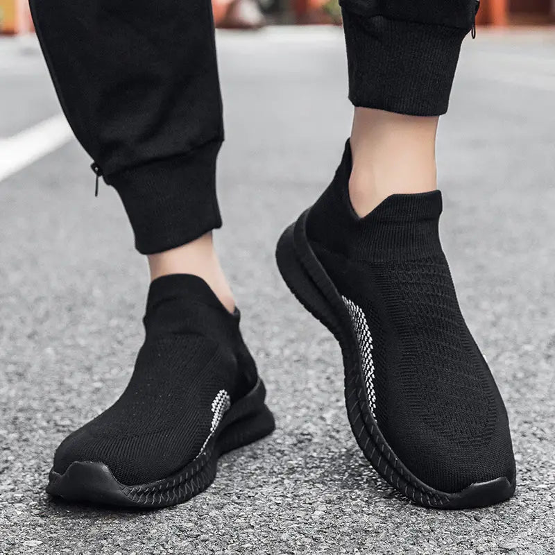 Sylvester - Atmungsaktive leichte Slip-On Freizeitschuhe für Männer