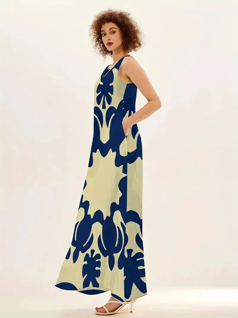 Kira | Designer-Kleid mit Exzentrischem Design und Hochwertigen Materialien für Frauen