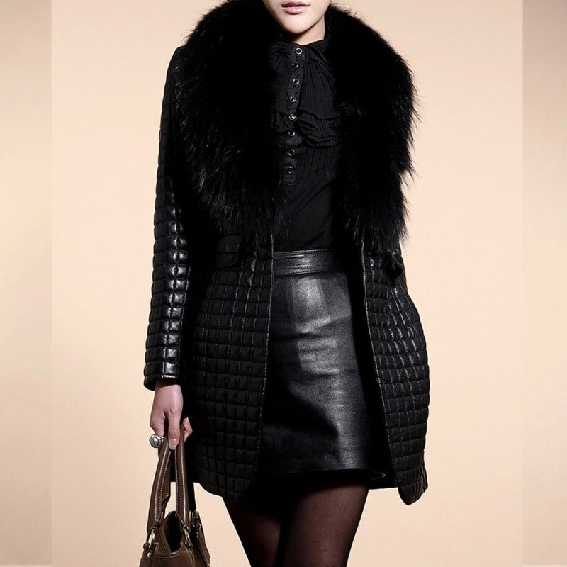 Livia | Damenmantel mit Eleganter Silhouette und Kunstpelzkragen für den Winter