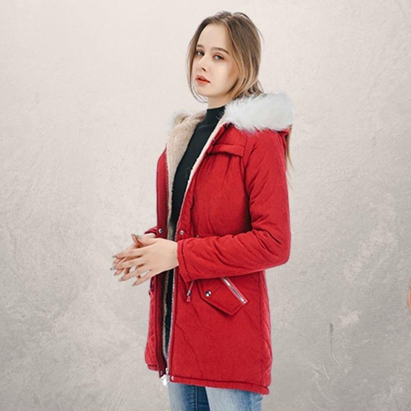 Livia | Parka mit Stilvollem Kunstpelz und Anpassbarem Taillenzug für Frauen