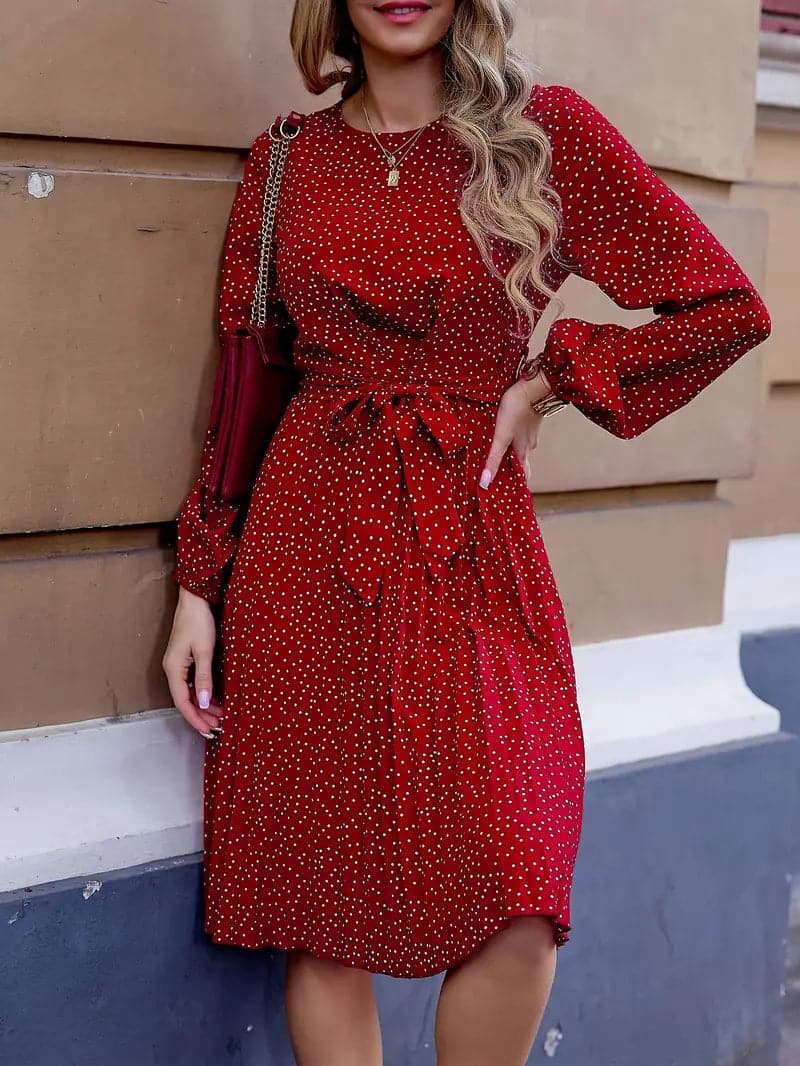 Seraphina | Kleid mit Schickem Design und Verspielten Tupfen für Frauen