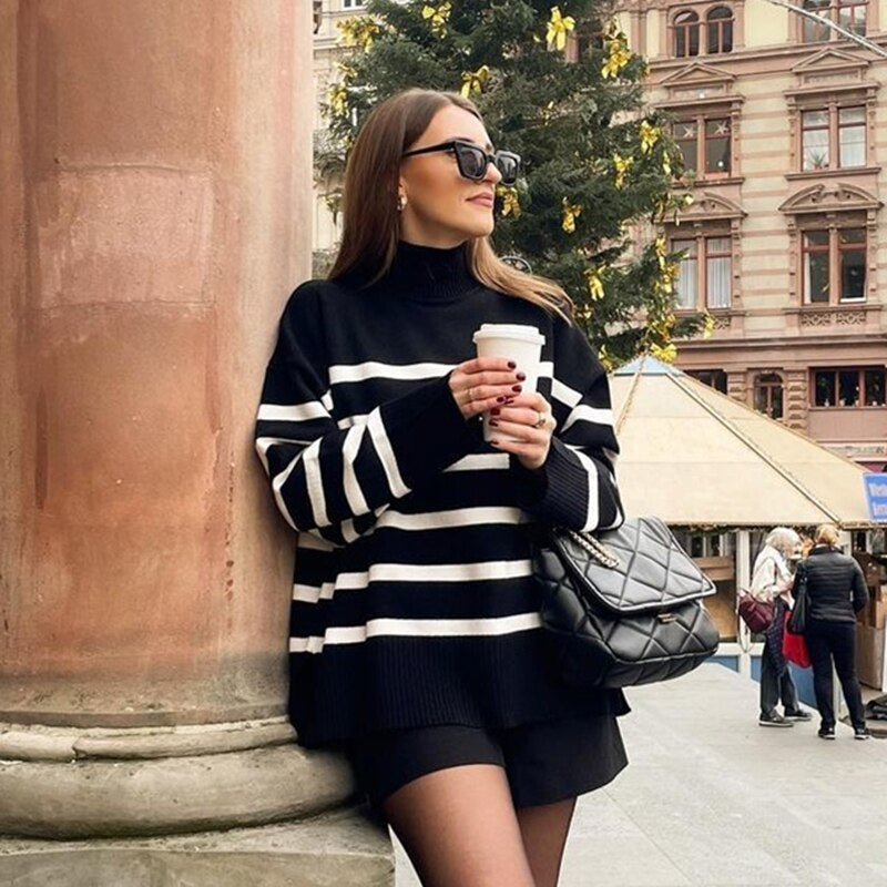 Stella | Pullover mit Breiten Streifen und Hohem Kragen für Frauen