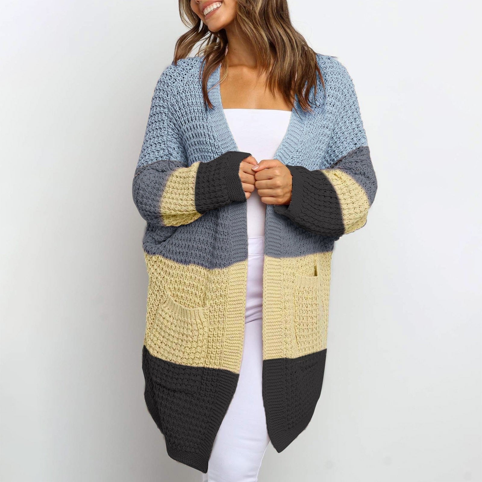 Livia | Strickjacke mit Farbblock-Design und praktischen Taschen für Frauen