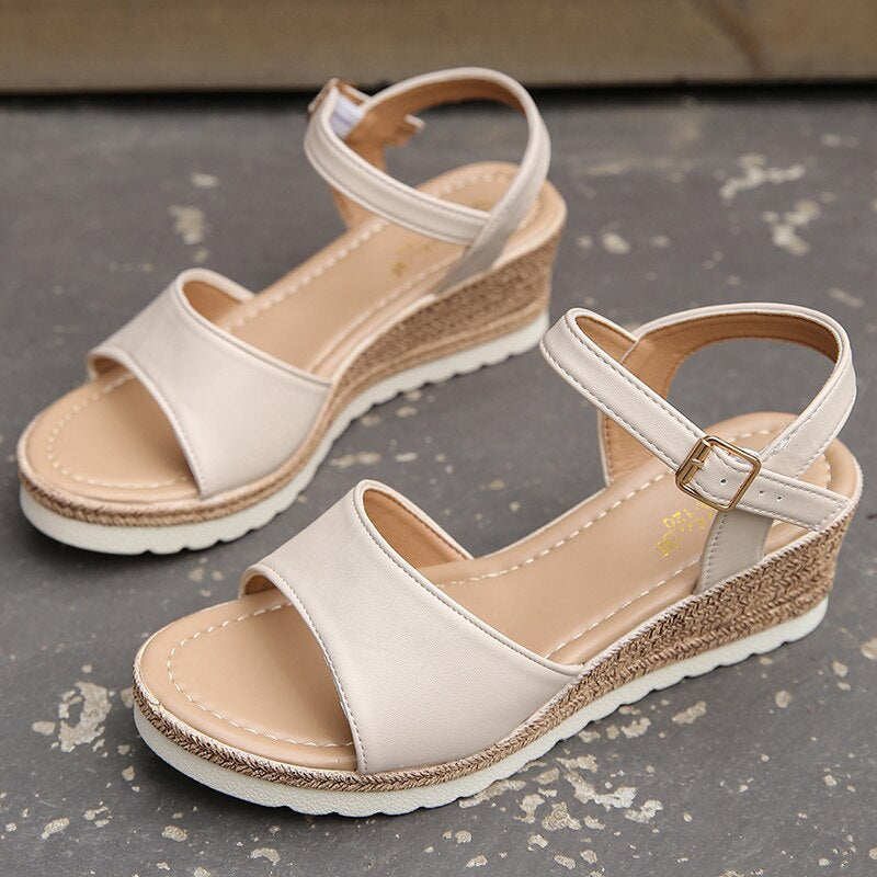 Rowena - Orthopädische Sandalen mit Knöchelschnalle