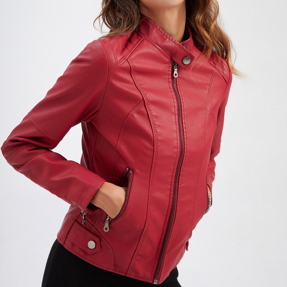 Livia | Lederjacke mit Stilvollem Design und Reißverschlusstaschen für Frauen