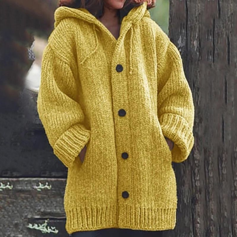 Livia | Strickmantel mit Kapuze und Eleganter Knopfleiste für Damen im Winter