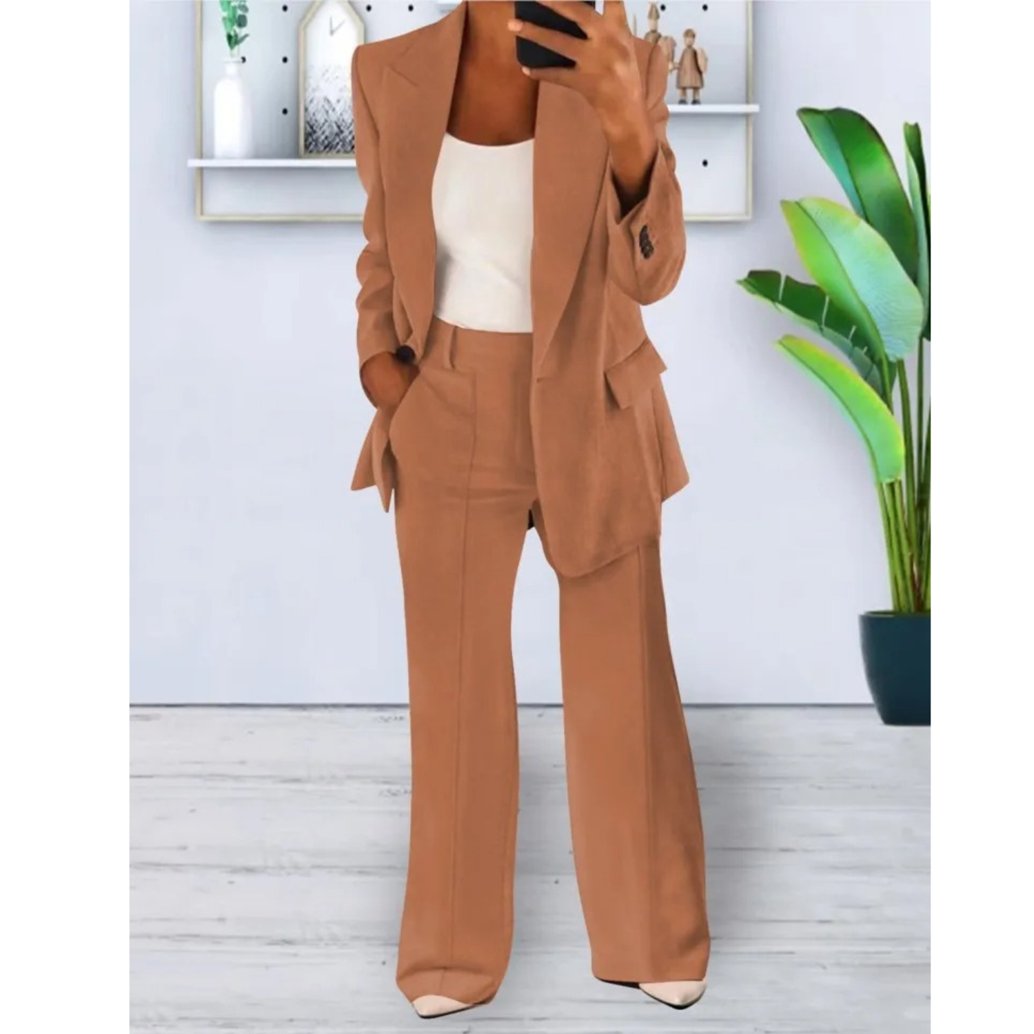 Marinell - Locker sitzender, einfarbiger Blazer und Hosen-Set mit Taschen