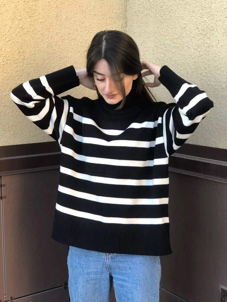 Stella | Pullover mit Breiten Streifen und Hohem Kragen für Frauen