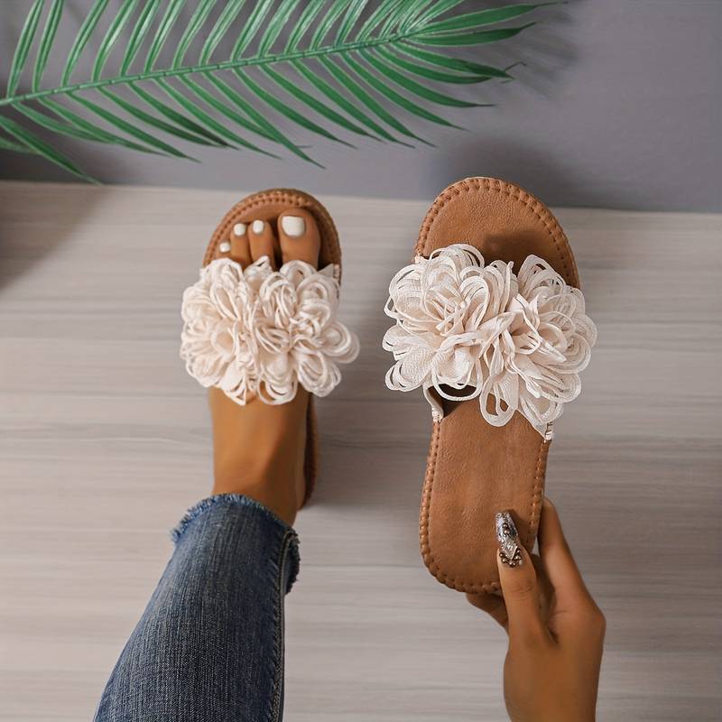 Liora | Slipper mit Floralen Akzenten und Gepolsterter Fußbettung für Damen