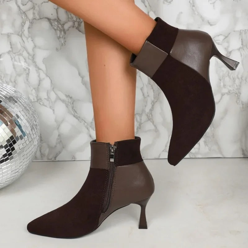 Leony | Stilvolle Color Block Stiefeletten mit spitzer Kappe und schlankem Absatz