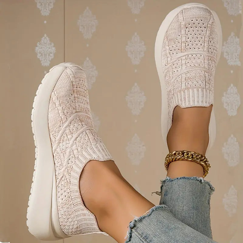 Hassina | Vielseitige gewebte Low-Top-Sneakers mit Fliege