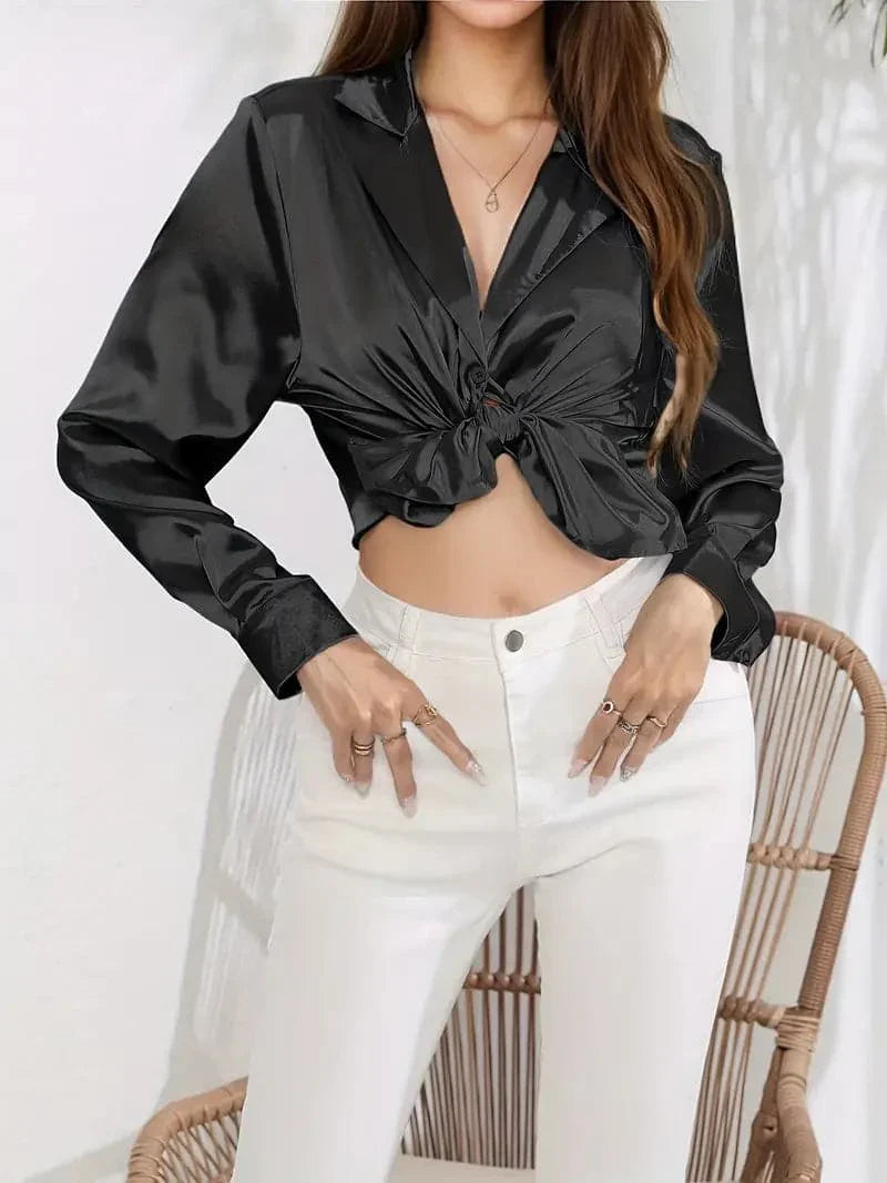 Livia | Bluse mit Knotendetail und luxuriösem Satin für Damen