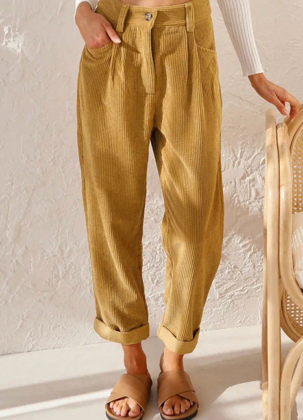 Livia | Cordhose mit Relaxed Fit und Hochtaillierung für Frauen