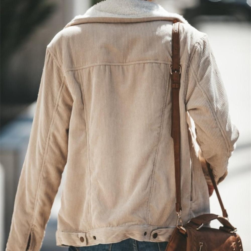 Livia | Winterjacke mit Kuscheligem Sherpa-Futter und Stilvollem Design für Damen