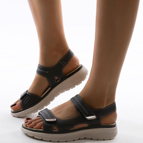 Adrianna - Orthopädische Damensandalen für Ballenzehen
