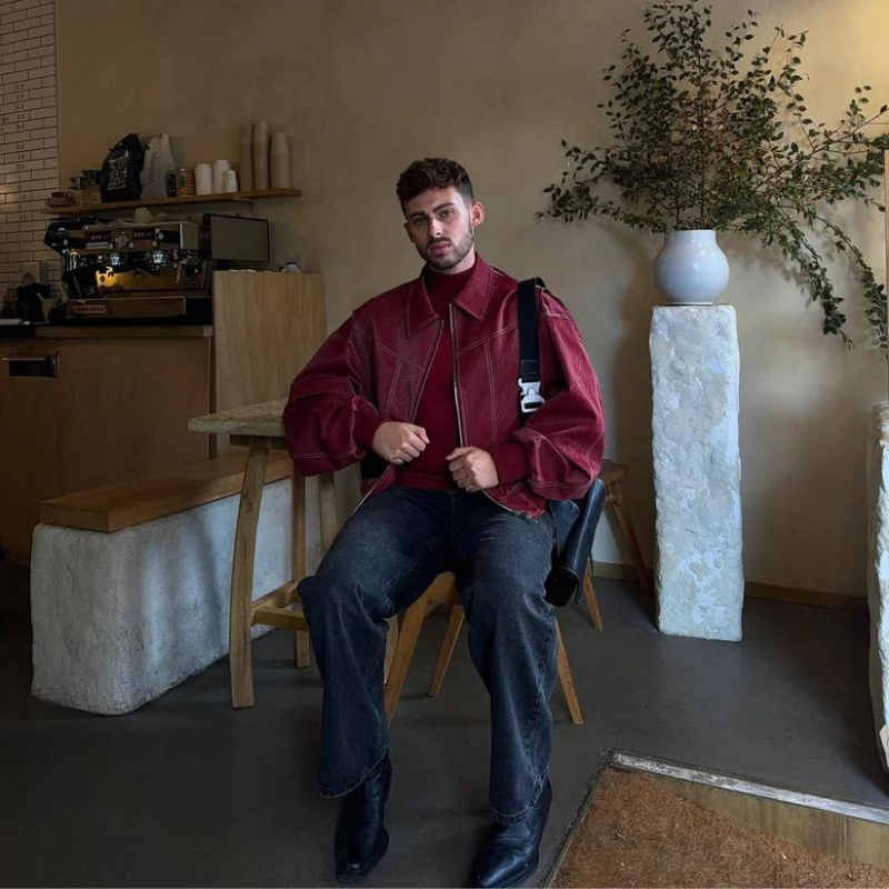 Jacky- Übergroße Jacke mit Kontrastnähten Rot