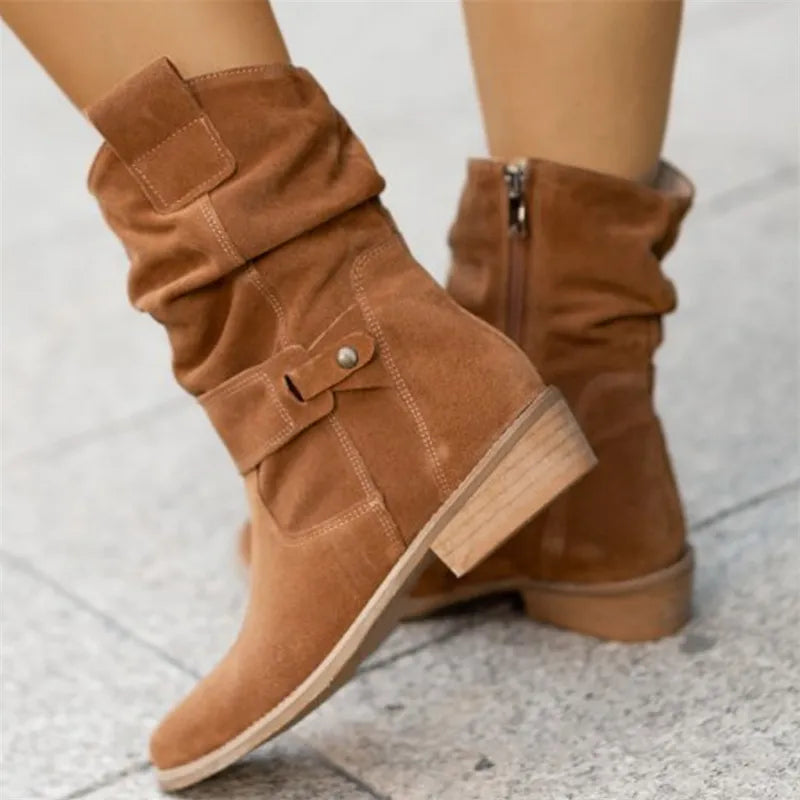 Aischa | Kurze Stiefel mit niedrigen Absätzen für Damen