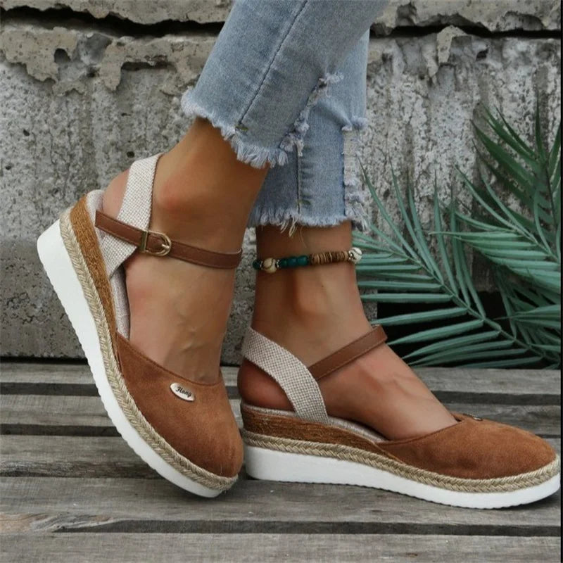 Xienna - Orthopädische Sandalen mit Keilabsatz
