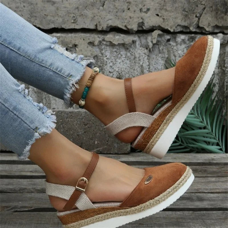 Xienna - Orthopädische Sandalen mit Keilabsatz