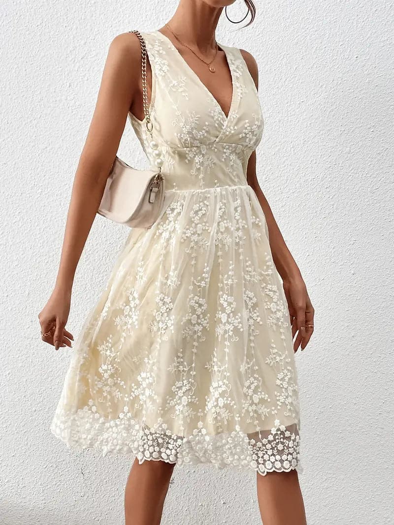 Livia | Ärmelloses Minikleid mit Eleganter Silhouette und Luxuriösem Stoff für Frauen