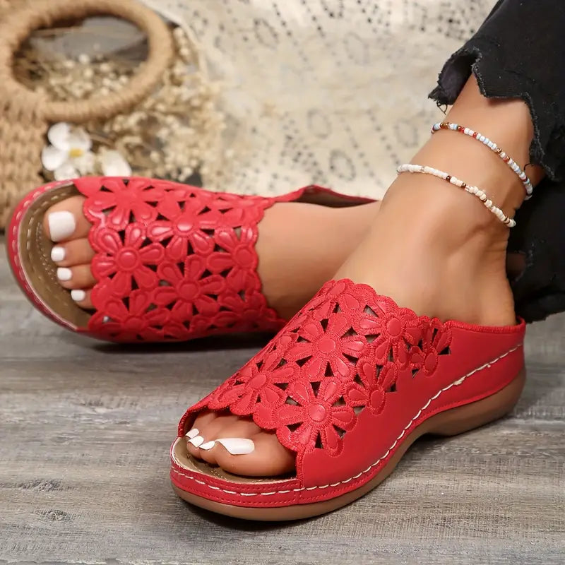 Esseny | Anmutige Sandalen mit Keilabsatz und Blumenmuster
