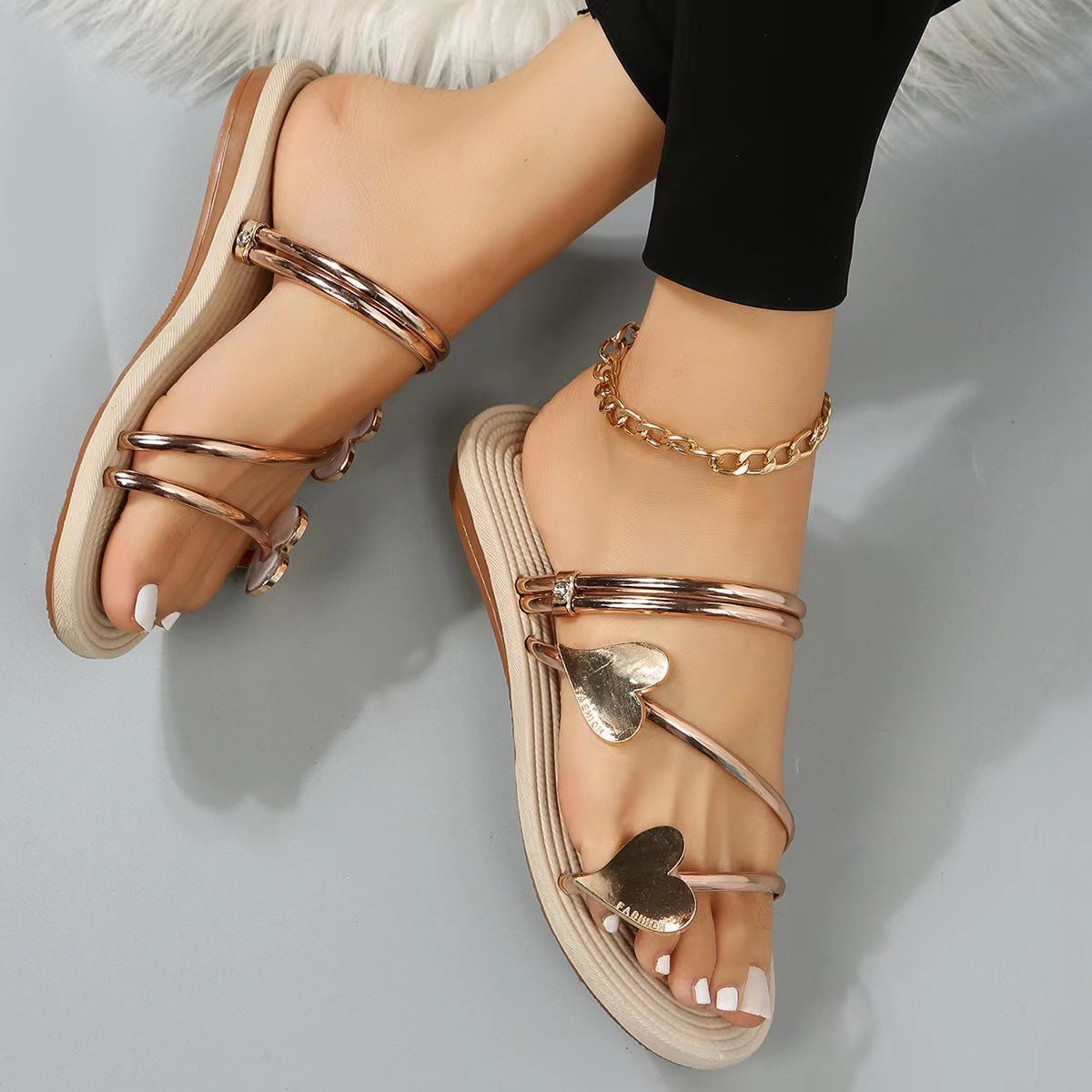 Kimberly | Flacher Liebes-Strandpantoffel