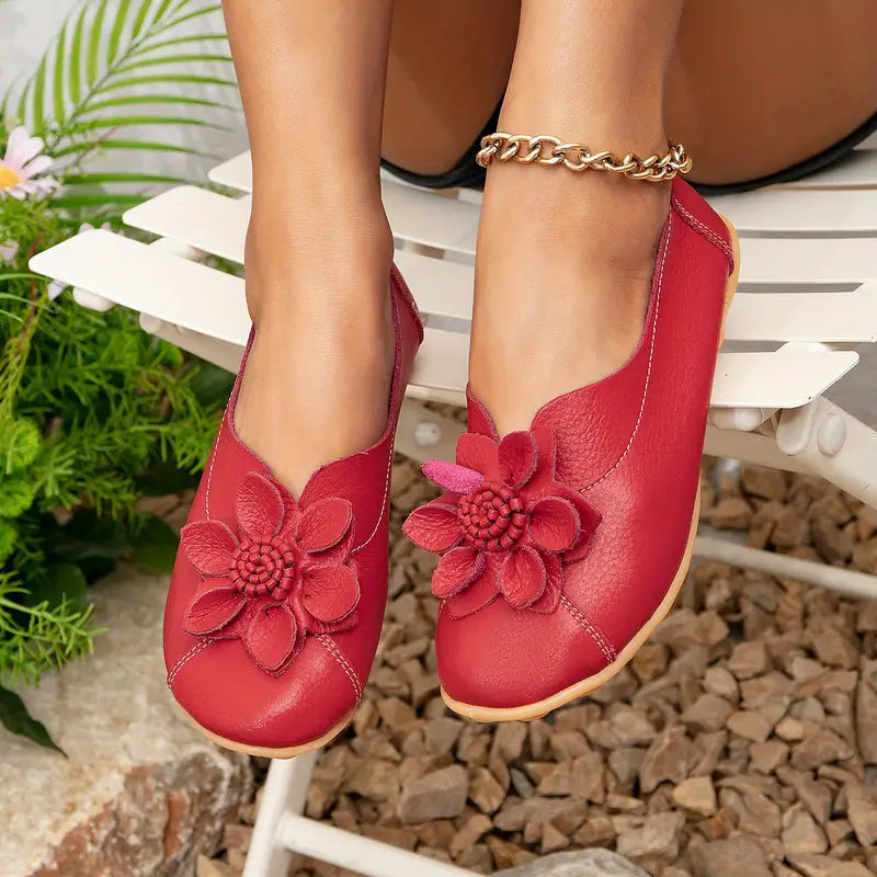 Kyra | Modische Slipper mit Blumendekor