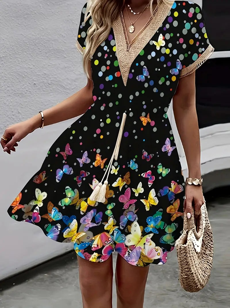 Livia | Kurzes Kleid mit Verspielt Schmetterlingsdruck und Eleganter Spitze für Frauen
