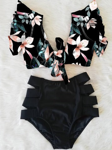 Luna - Das hochgeschnittene schwarze Bikini-Set