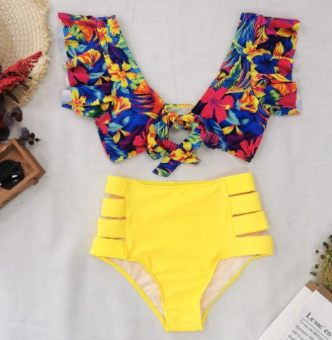 Luna - Das hochgeschnittene schwarze Bikini-Set